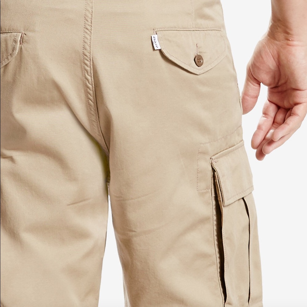 Levi’s Men’s Carrier Loose-fit Cargo Shorts - Picture 3 of 5